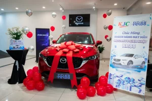 Hình ảnh lễ bàn giao xe Mazda Cx5 9